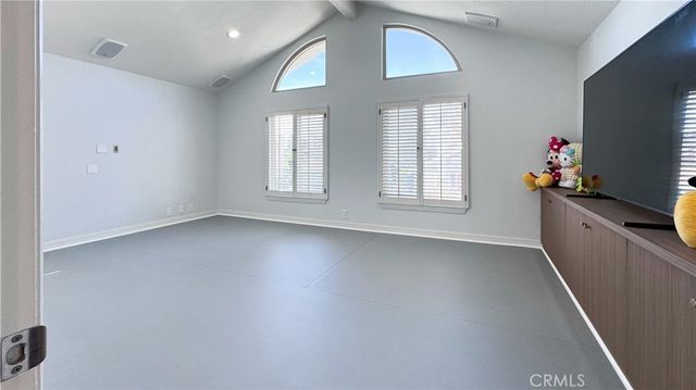 2 Ramada, Irvine, CA 92620