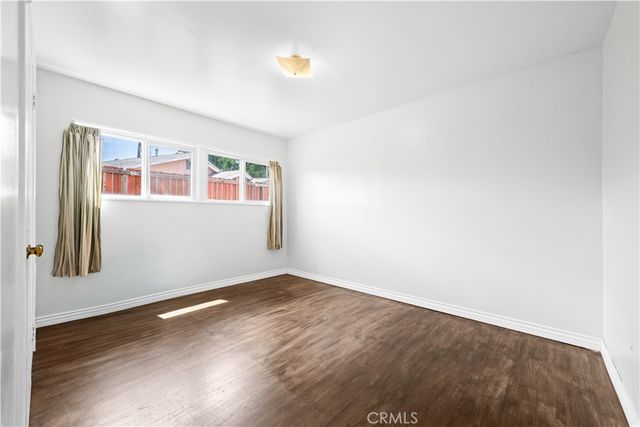14515 Daubert, San Fernando, CA 91345
