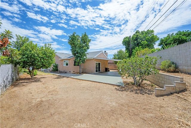 14515 Daubert, San Fernando, CA 91345