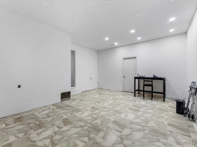 604 Smithfield Ave, Hopewell, VA 23860