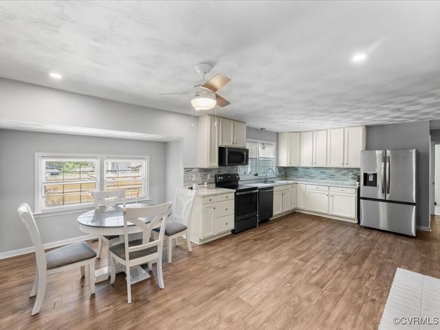 604 Smithfield Ave, Hopewell, VA 23860