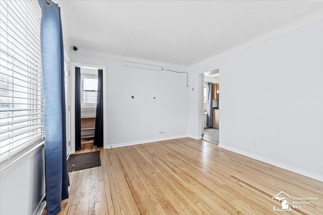 1770 Rose Avenue, Lincoln Park, MI 48146