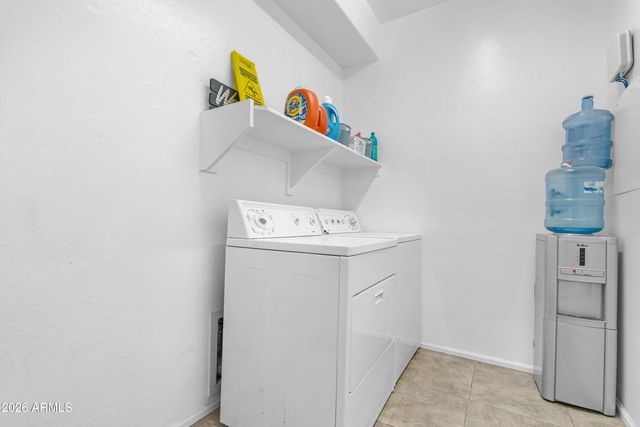 951 E PENNY Lane, San Tan Valley, AZ 85140