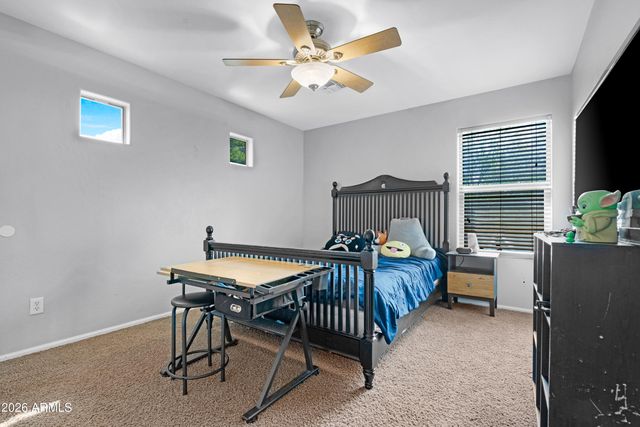 951 E PENNY Lane, San Tan Valley, AZ 85140