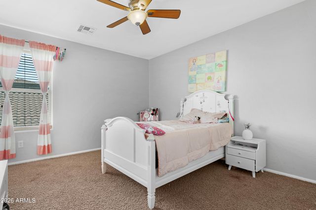 951 E PENNY Lane, San Tan Valley, AZ 85140