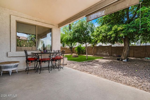 951 E PENNY Lane, San Tan Valley, AZ 85140