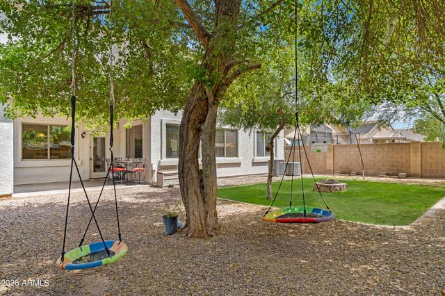 951 E PENNY Lane, San Tan Valley, AZ 85140