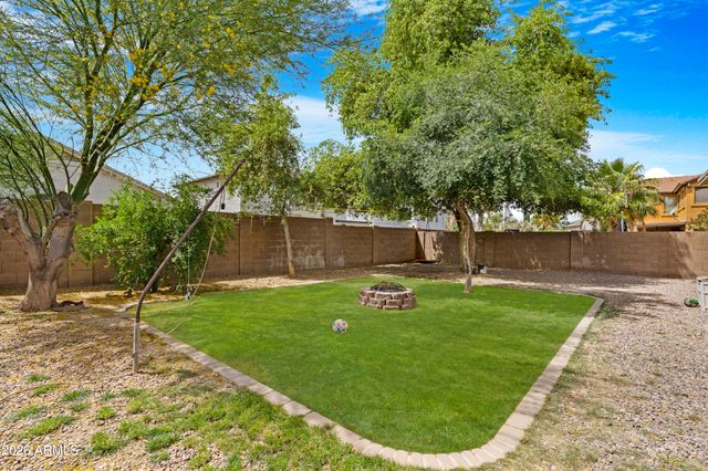 951 E PENNY Lane, San Tan Valley, AZ 85140