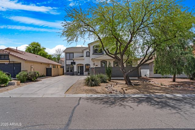 951 E PENNY Lane, San Tan Valley, AZ 85140
