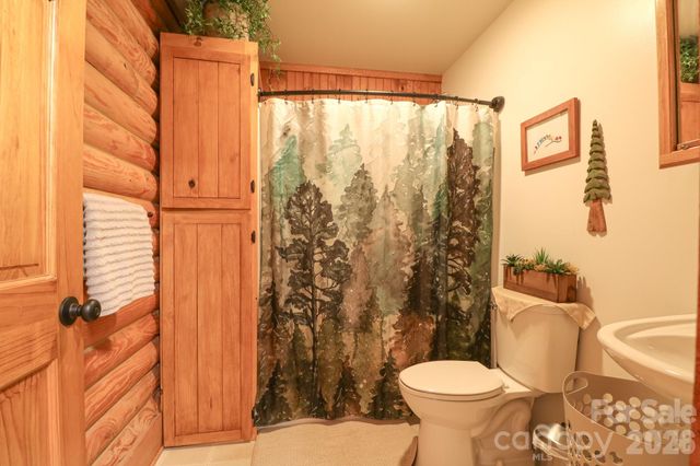 2211 Rocky Cove Lane, Denton, NC 27239