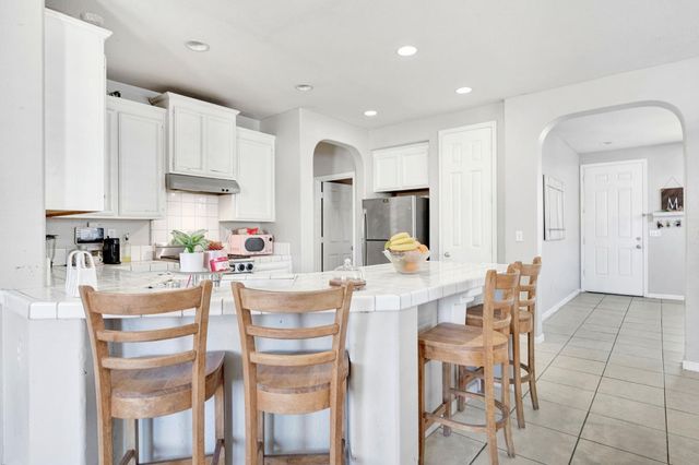 5257 E Byrd Avenue, Fresno, CA 93725