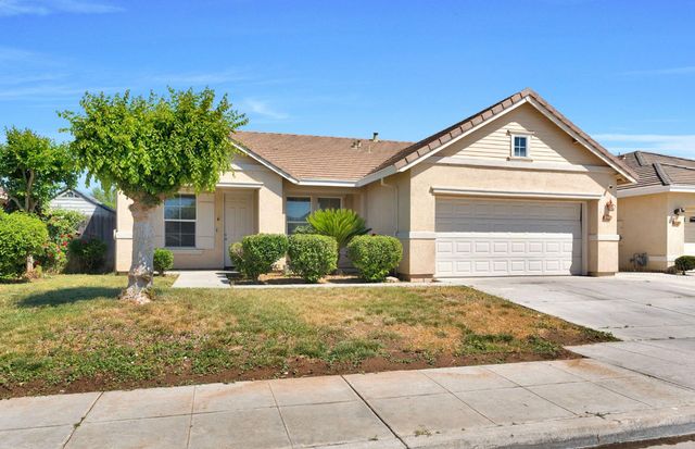 5257 E Byrd Avenue, Fresno, CA 93725