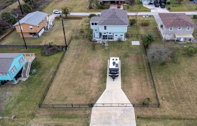 16506 Mansvelt Road, Jamaica Beach, TX 77554