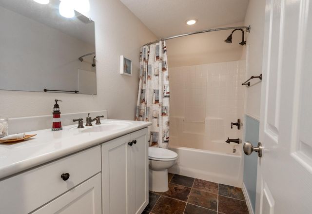 16506 Mansvelt Road, Jamaica Beach, TX 77554