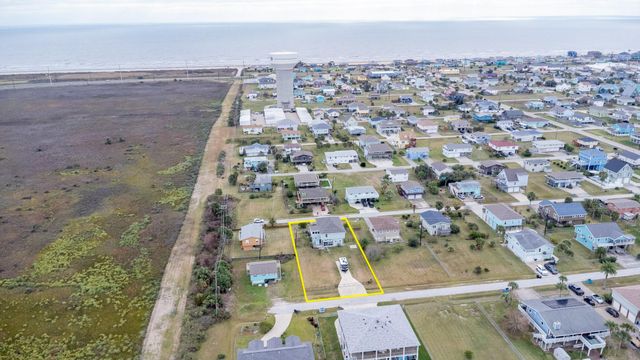 16506 Mansvelt Road, Jamaica Beach, TX 77554