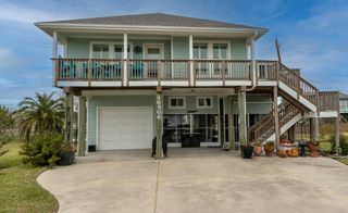 16506 Mansvelt Road, Jamaica Beach, TX 77554