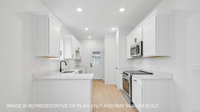 2522 Violet Theo LN, Round Rock, TX 78665