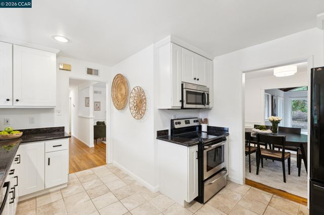 175 Verde Mesa Dr, Danville, CA 94526