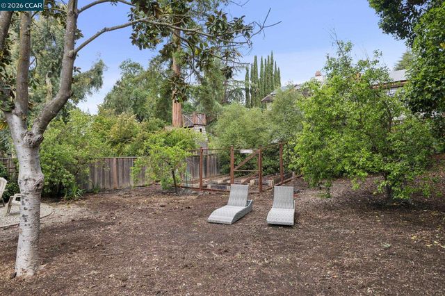 175 Verde Mesa Dr, Danville, CA 94526