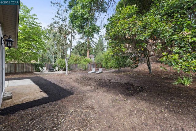 175 Verde Mesa Dr, Danville, CA 94526