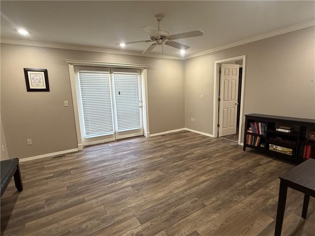 1403 Skyline Vista Court, Russellville, AR 72802