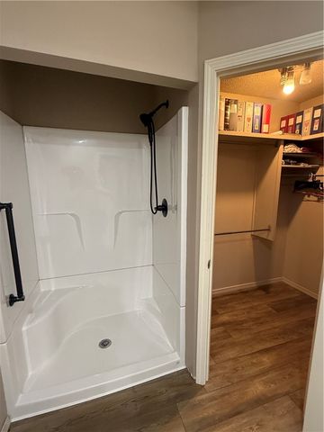 1403 Skyline Vista Court, Russellville, AR 72802