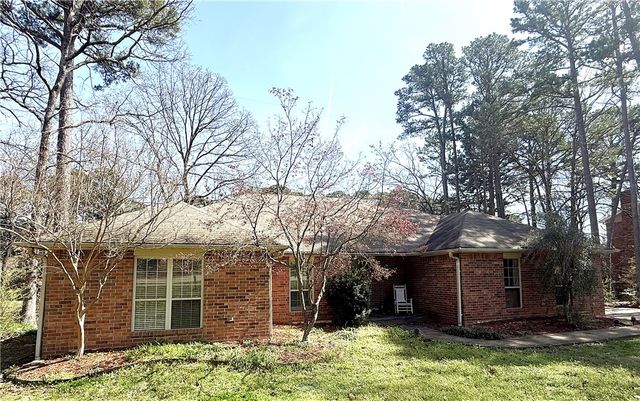 1403 Skyline Vista Court, Russellville, AR 72802
