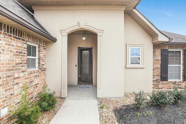 18190 Old Reserve, Prairieville, LA 70769