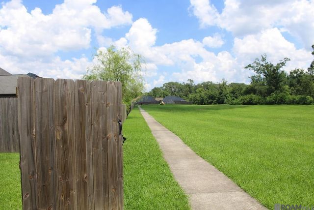 18190 Old Reserve, Prairieville, LA 70769