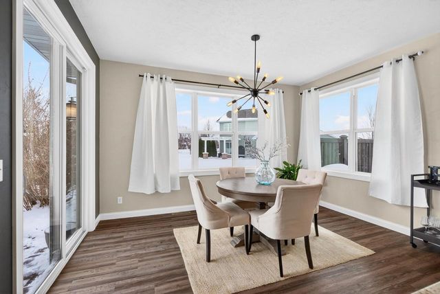 4620 N LIGHTNING DRIVE, Appleton, WI 54913