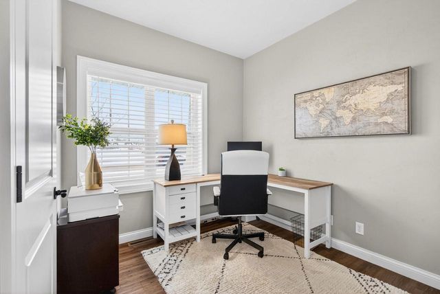 4620 N LIGHTNING DRIVE, Appleton, WI 54913