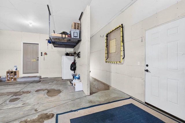 4620 N LIGHTNING DRIVE, Appleton, WI 54913