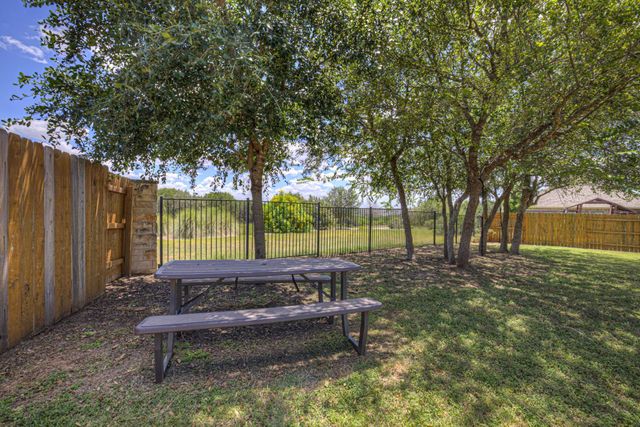 209 Lady Bug RD, San Marcos, TX 78666