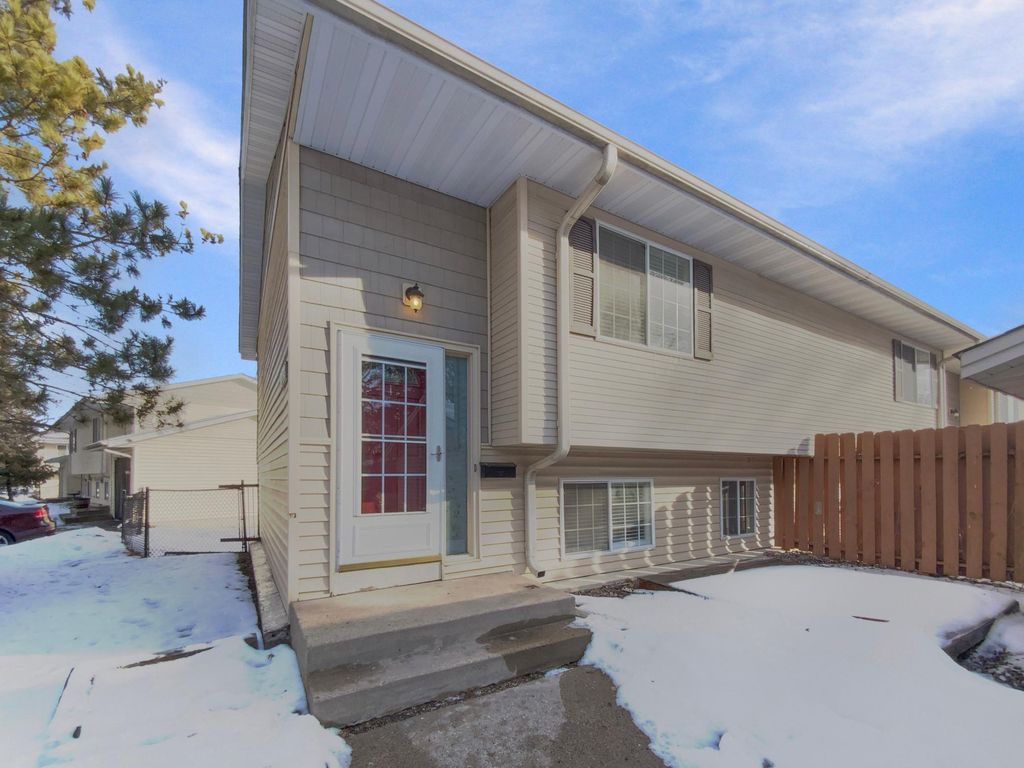 4133 W 125th Street 1, Savage, MN 55378