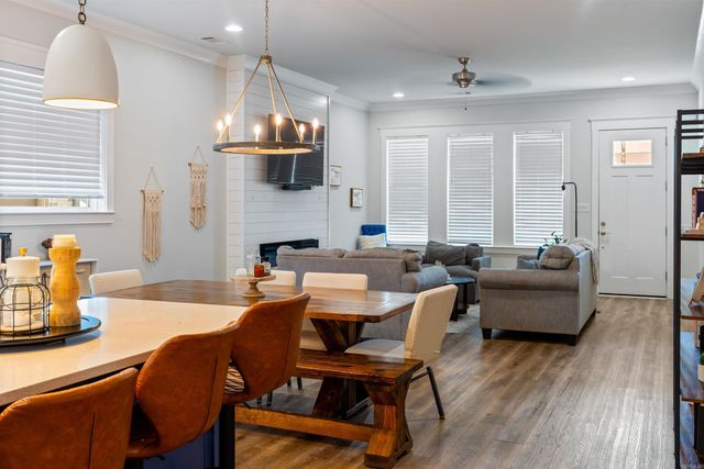 1128 ESSEX, Benton, AR 72019