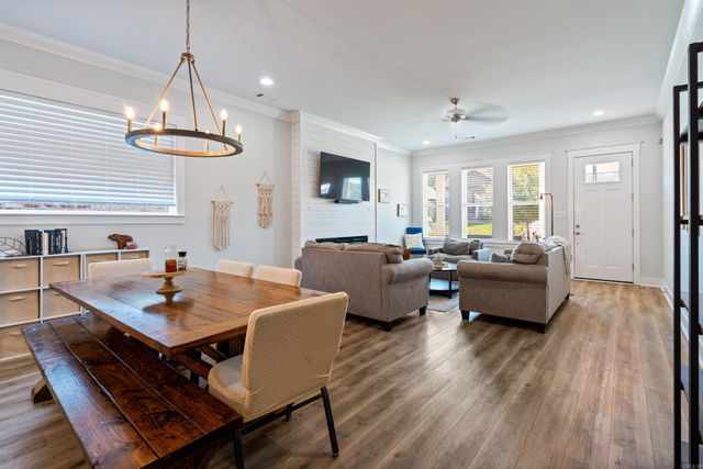 1128 ESSEX, Benton, AR 72019