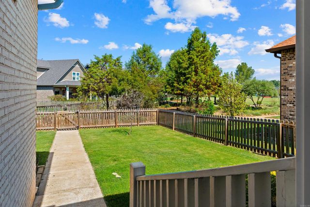 1128 ESSEX, Benton, AR 72019