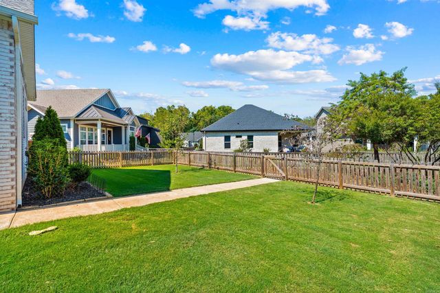 1128 ESSEX, Benton, AR 72019