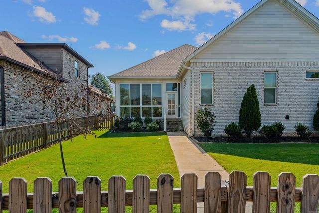 1128 ESSEX, Benton, AR 72019