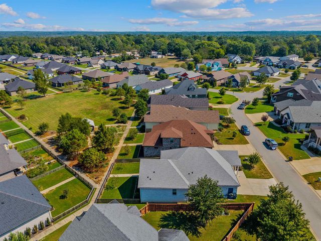 1128 ESSEX, Benton, AR 72019