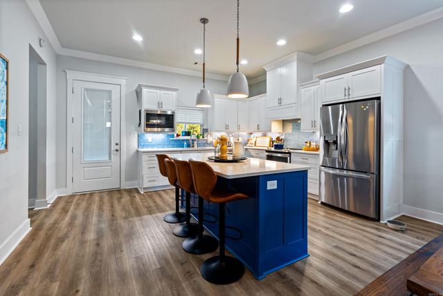 1128 ESSEX, Benton, AR 72019
