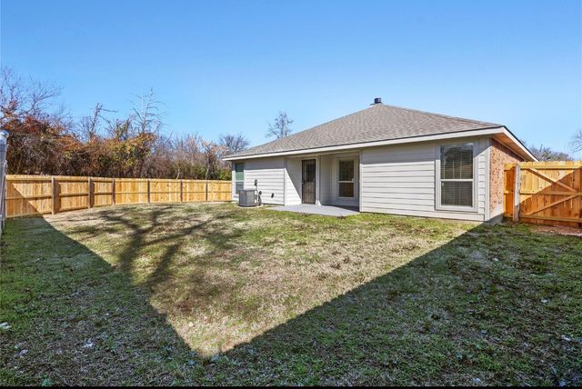 1402 Sax Leigh Drive, Dallas, TX 75241