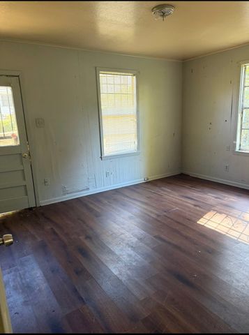 2751 Looney Street, Shreveport, LA 71103