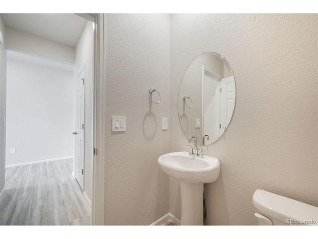 13303 Valley Peak Dr, Peyton, CO 80831