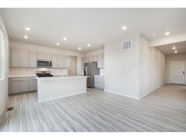 13303 Valley Peak Dr, Peyton, CO 80831