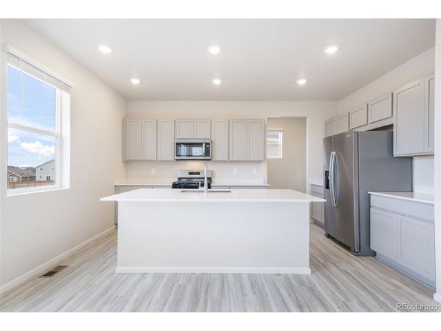 13303 Valley Peak Dr, Peyton, CO 80831