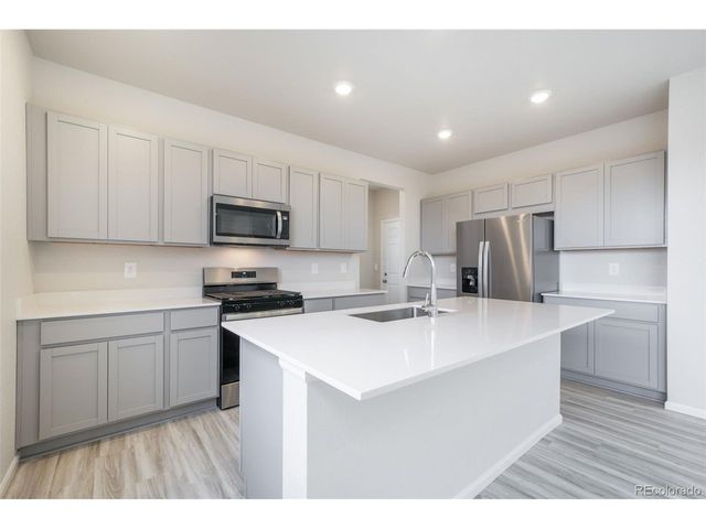 13303 Valley Peak Dr, Peyton, CO 80831