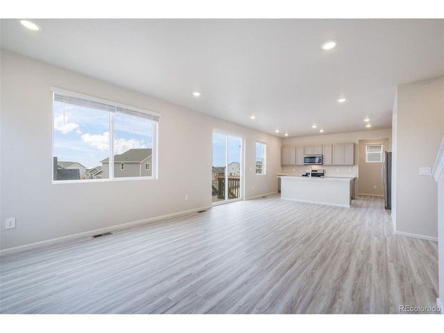 13303 Valley Peak Dr, Peyton, CO 80831