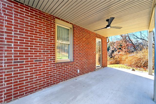 920 Wilton Way, Crafton Heights, PA 15220