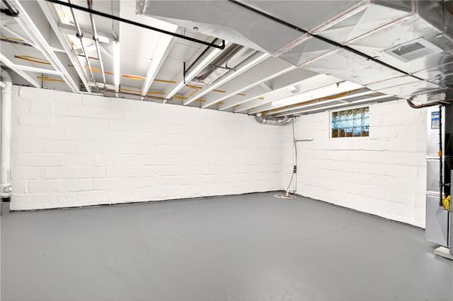 920 Wilton Way, Crafton Heights, PA 15220